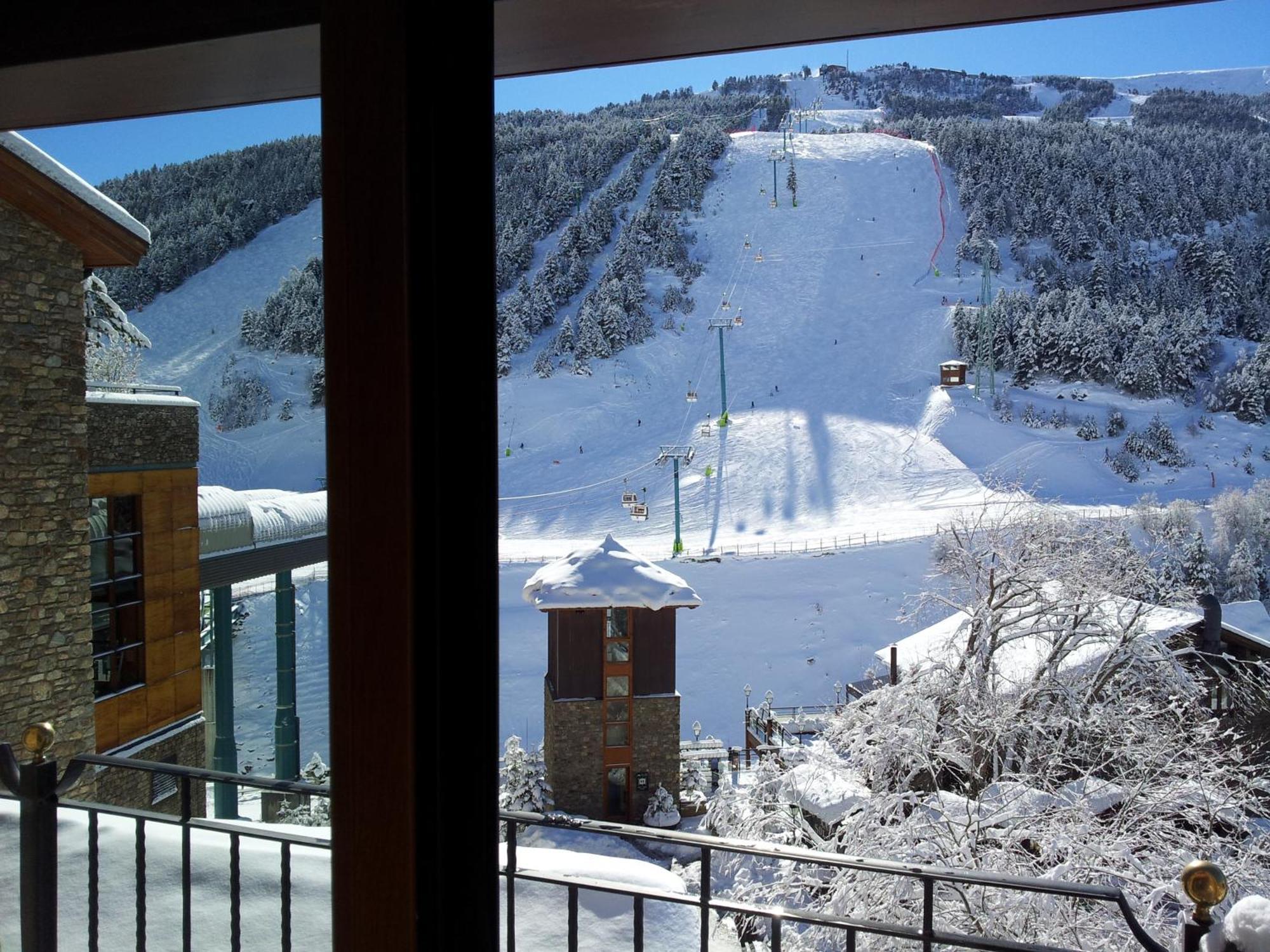 Apartaments Turistics Pirineu Солдеу Екстериор снимка